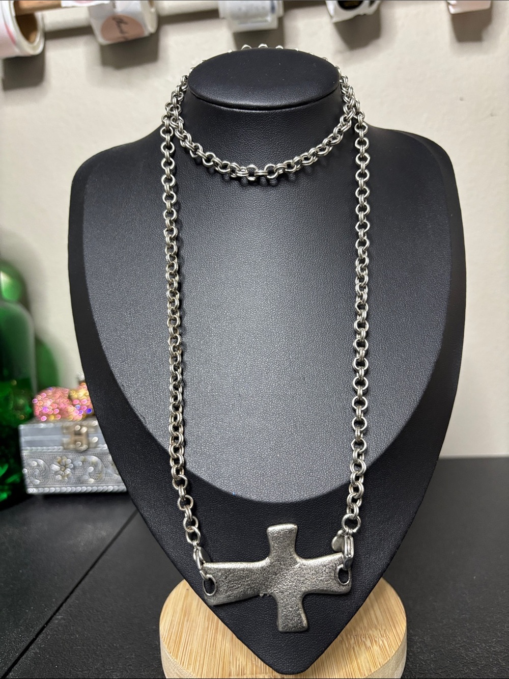 LE Marked Chunky Silver Cross Necklace with Heavy Link Chain